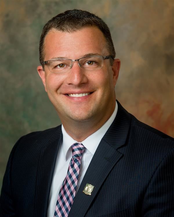   Dr. Casey van Harssel